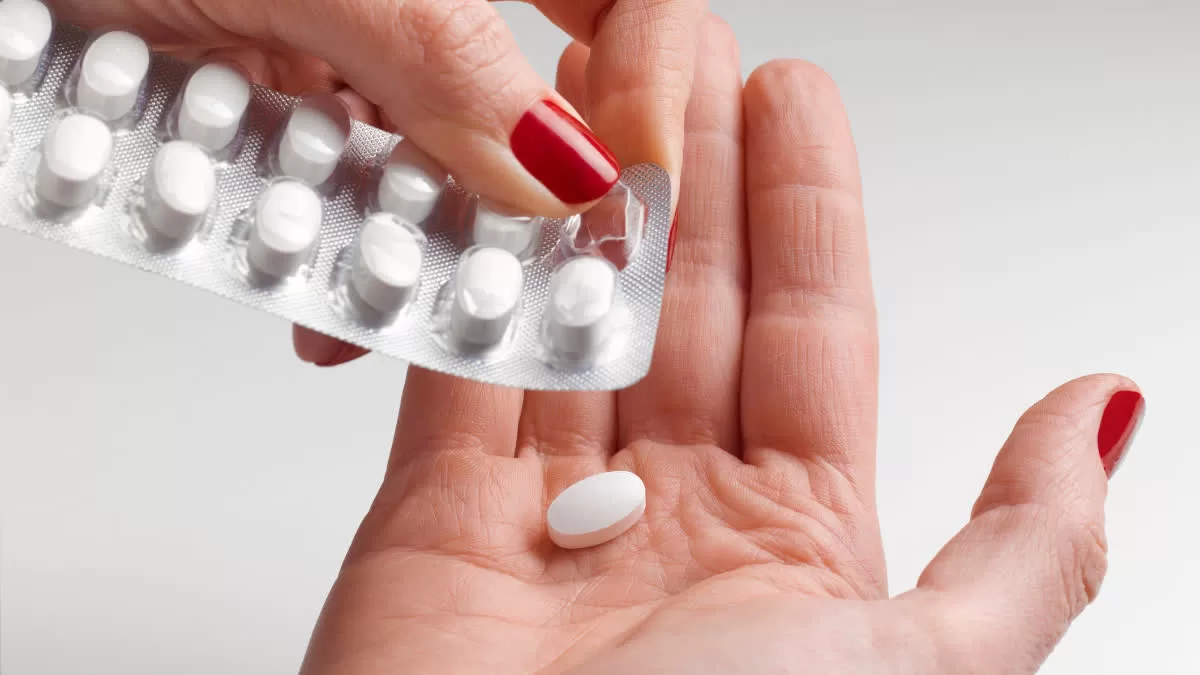Cold, hot or lukewarm water, which water is better for taking medicine