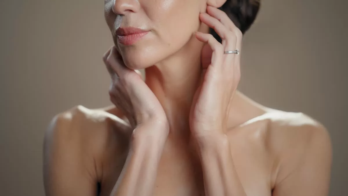 Take special care of your hair and skin in this way during the rainy season, otherwise serious problems may occur