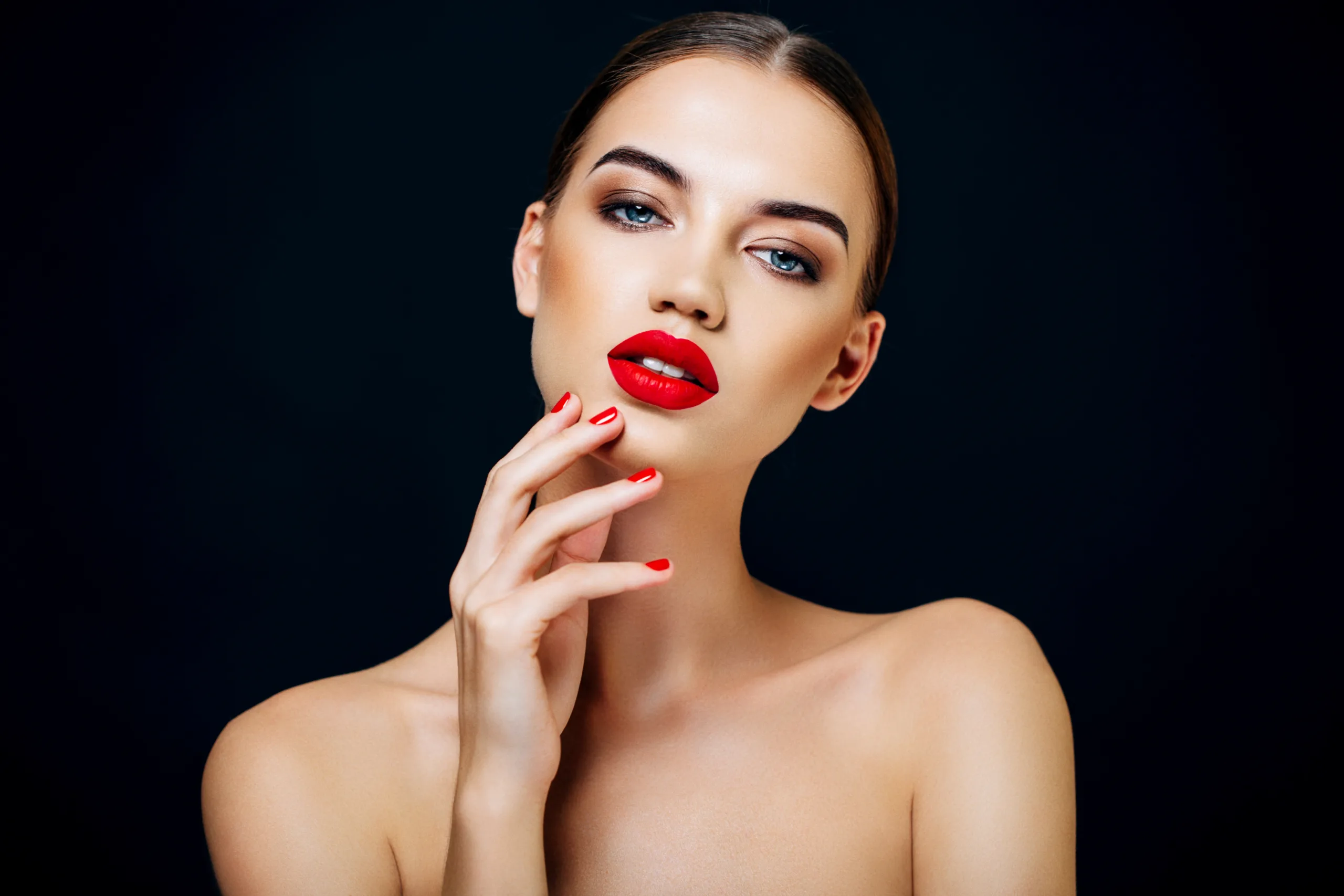 Applying lipstick daily may increase the risk of many diseases, including cancer, research reveals.