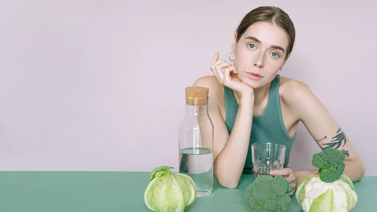 These warning signs indicate your body is demanding a detox.