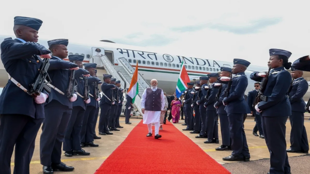 PM Modi passes through security forces at the airport