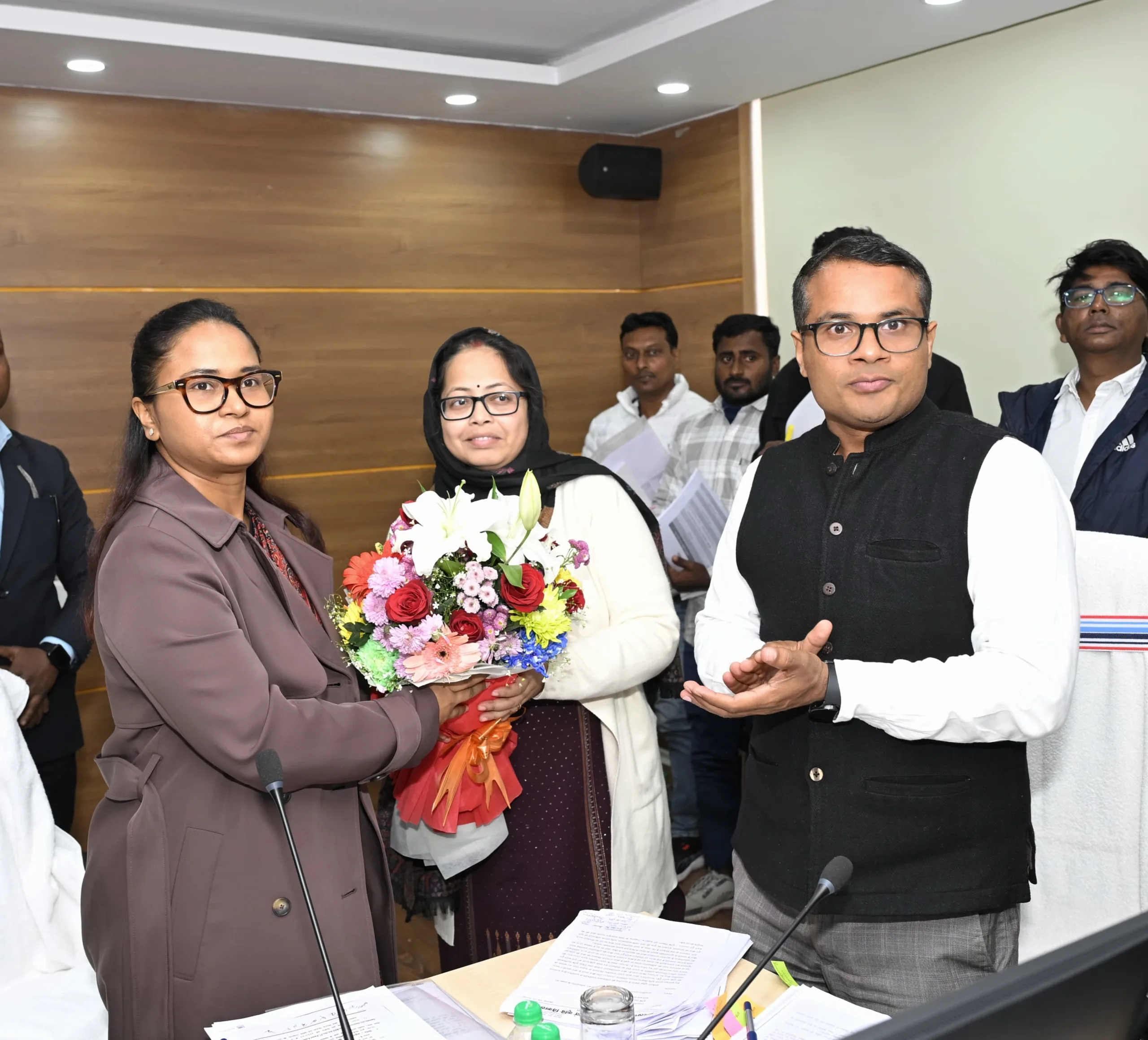 Agriculture Minister Shilpi Neha Tirkey reviewed Farmer Training School scheme In Ranchi
