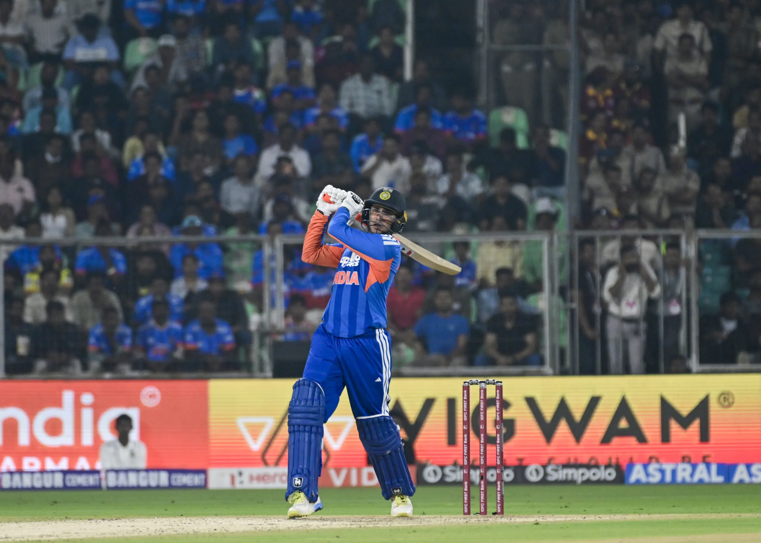 अभिषेक शर्मा