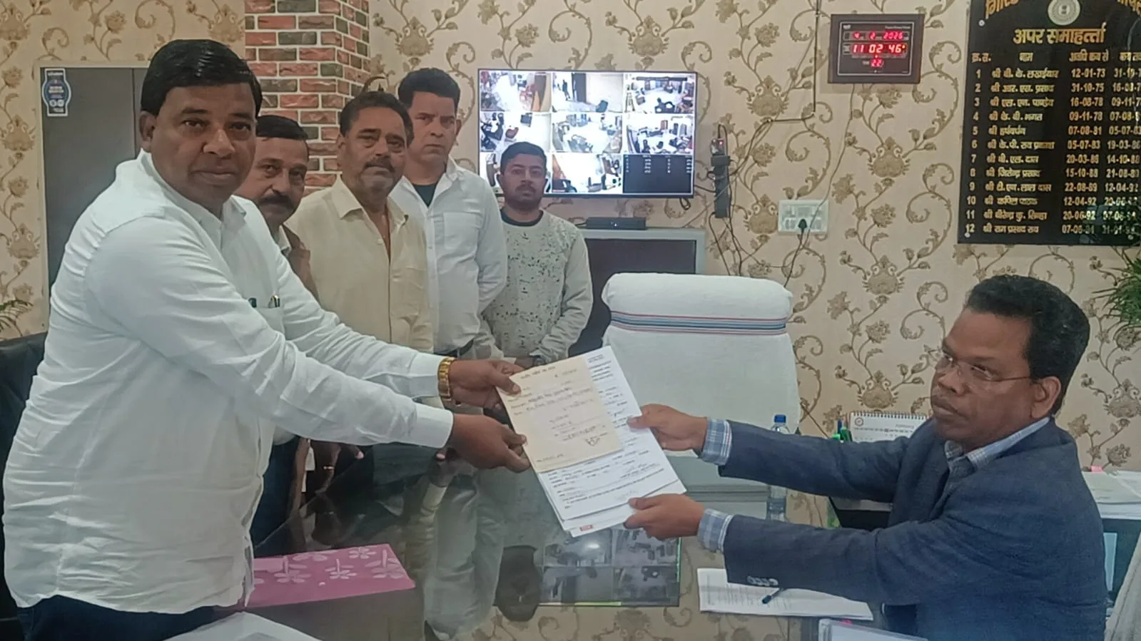 arjun beta submitting his nomination