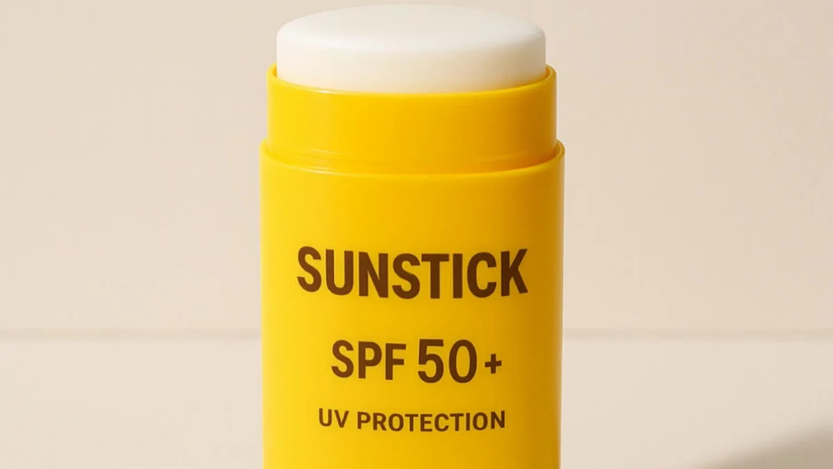 What type of sunscreen should be used during the summer season? How many times a day should it be applied? Find out here.