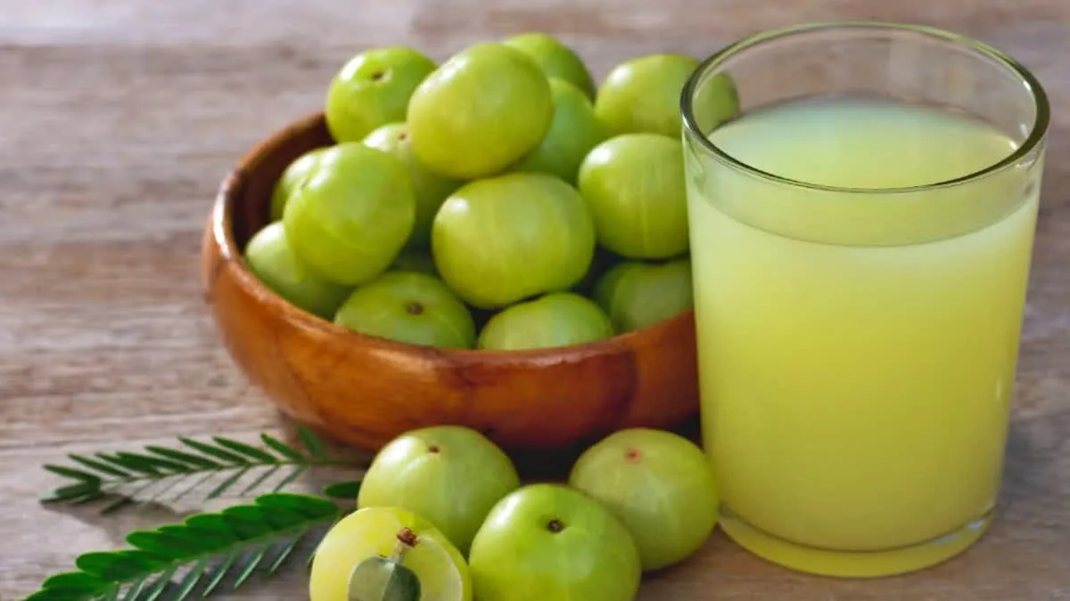 Which juice should you drink to make your hair black, thick, shiny and healthy? know