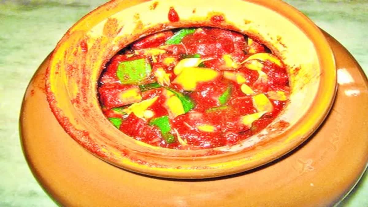 Make spicy raw mango pickle this way, aam ka achar banane ka tarika