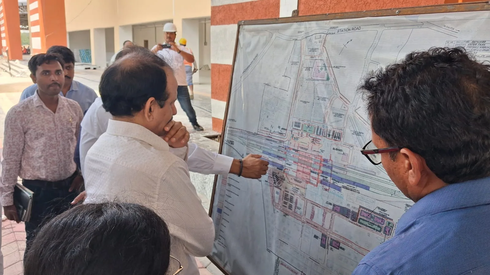 GM Reviews Redevelopment Works at Ranchi and Hatia Railway Station
